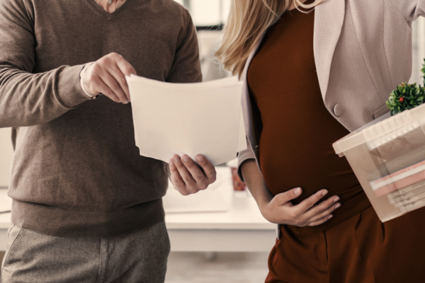 Licencias de maternidad y paternidad