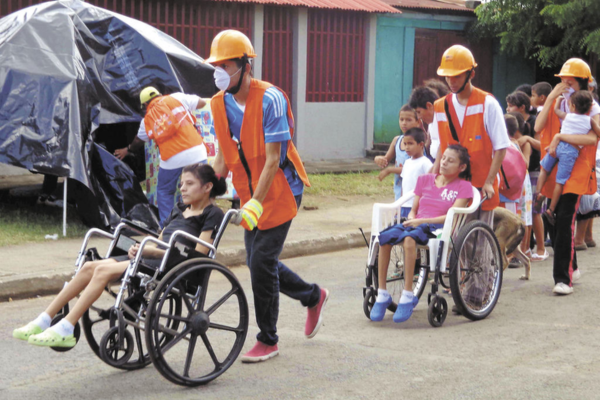 evacuación personas con discapacidad